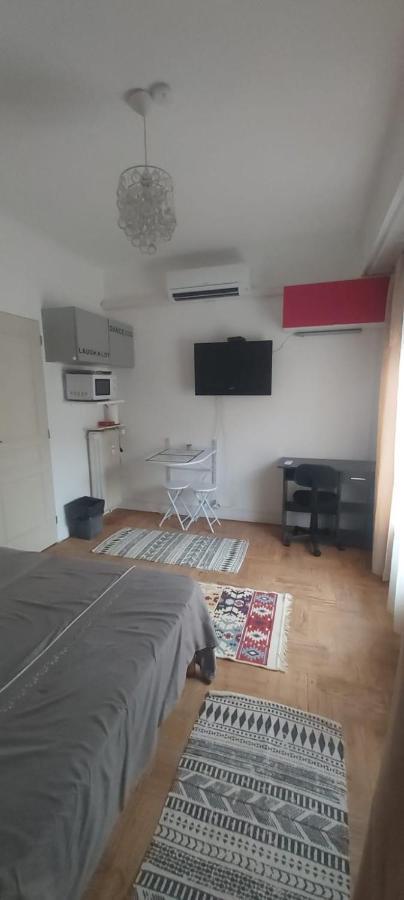 Welcome In Nice! Private Room, Own Bathroom Экстерьер фото
