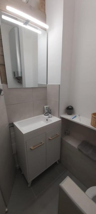 Welcome In Nice! Private Room, Own Bathroom Экстерьер фото